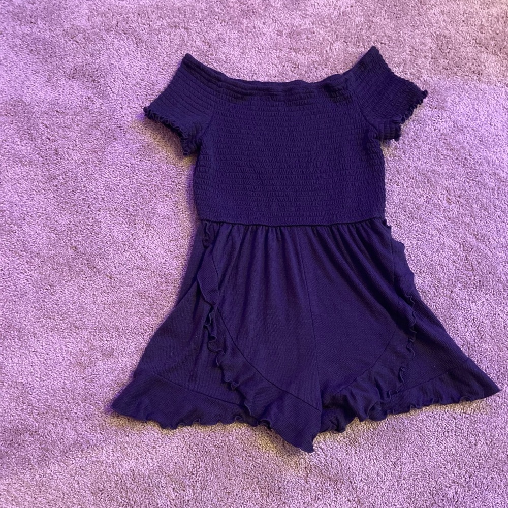 Dark grey casual romper.